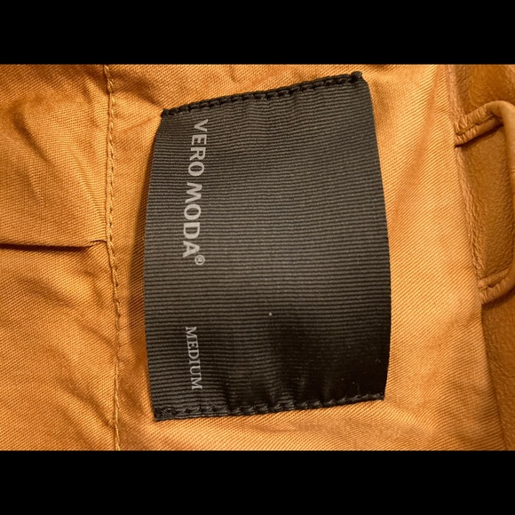 Crop leather jacket - Picture 5 of 5